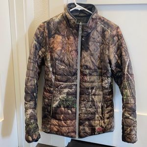 Reversible Camo / Gray Puffy